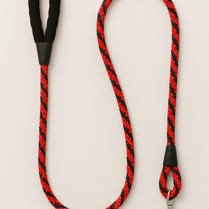 PawTaaka Adventure Grip Dog Leash – Red & Black Rope