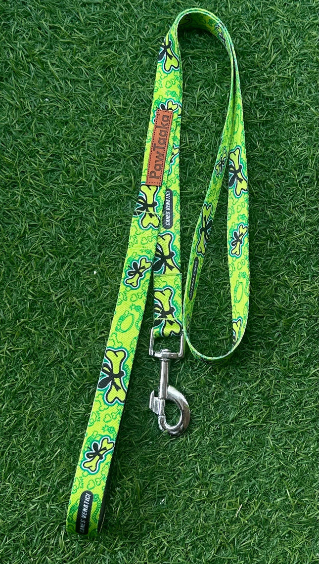 PawTaaka Green Pawtropolis Dog Leash with vibrant green floral pattern and sturdy metal clasp, ideal for stylish pet walks.